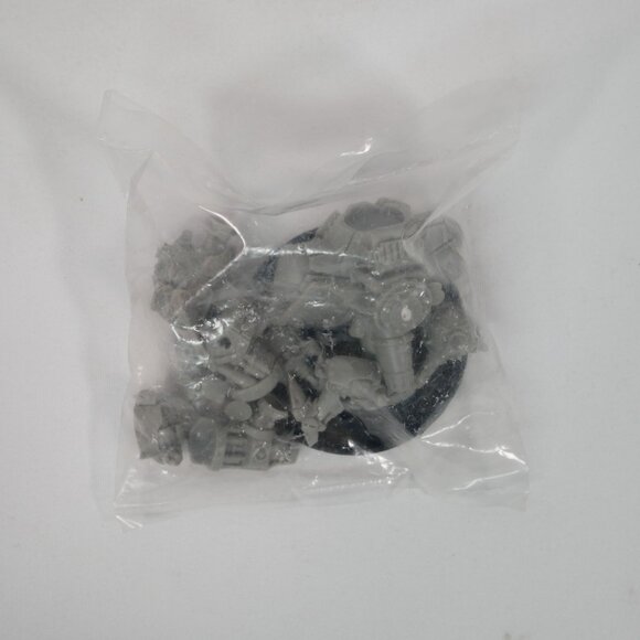 Warmachine Menoth Vanquisher Heavy Warjack Model Kit Unassembled With Base - Picture 1 of 3